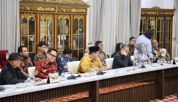 Peningkatan Layanan Kesehatan bagi Jemaah Umrah: KUH dan Saudia Airline Bahas Inovasi untuk Jemaah Disabilitas