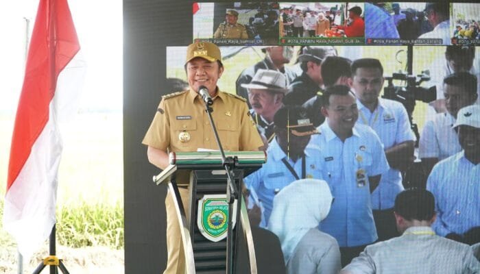 Usai Lebaran, Herman Deru Ikut Panen Raya Serentak Bersama Presiden Prabowo di Kabupaten OKI