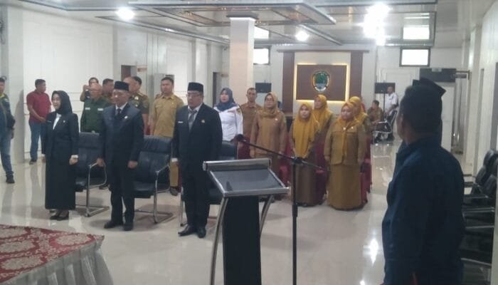 Asgianto, ST Bupati Kabupaten PALI Lantik Tiga Pejabat Administrator di Lingkungan Pemerintah Kabupaten PALI.