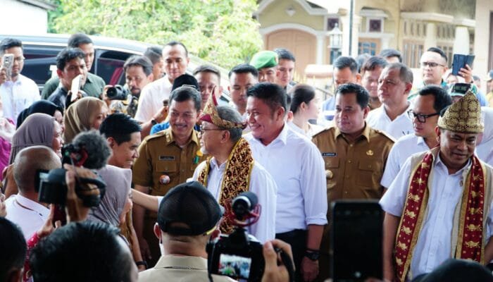 Gubernur Herman Deru Dampingi Tiga Menteri Tinjau Pembentukan Koperasi Merah Putih di Banyuasin