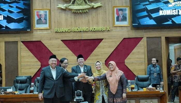 Kurniasih Mufidayati Resmi Jabat Wakil Ketua Komisi X DPR RI, Cucun Harap Perjuangan Anggaran Pendidikan Makin Kuat