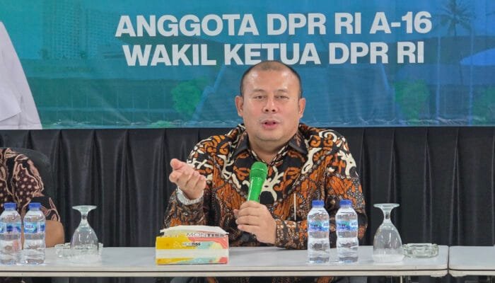 Prabowo Dinilai Punya Komitmen Kuat Majukan Pesantren, DPR Dorong Daerah Taat UU