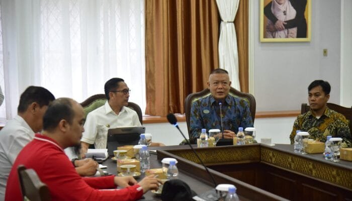 Wali Kota Ratu Dewa Galakkan Lagi Pemanfaatan LRT, Jawaban Atasi Kemacetan Palembang Palembang