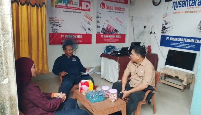 Perwakilan Intelkam Polda Sumsel  Kunjungi Rumah Ketua PWI Banyuasin