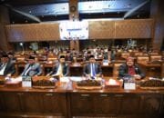 Gubernur Herman Deru Hadiri Paripurna, DPRD Sumsel Setujui LKPJ TA 2025